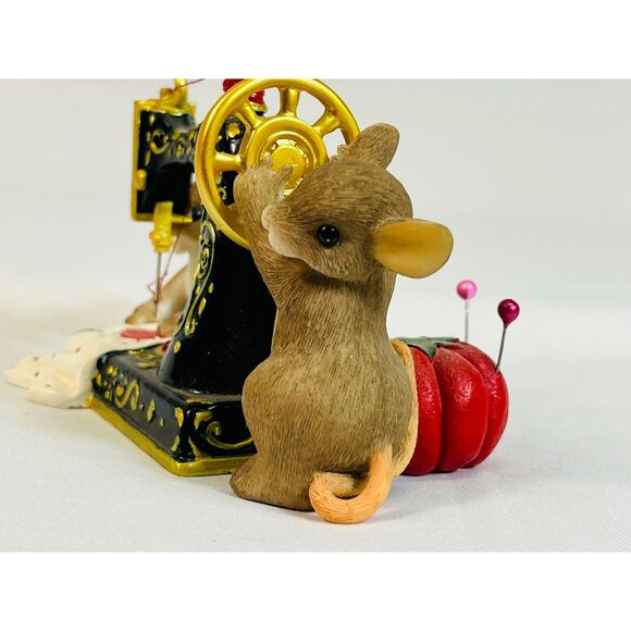 Charming Tails Fitz & Floyd We're Sewing Love Mouse Sewing Machine 84/149 - Picture 4 of 7